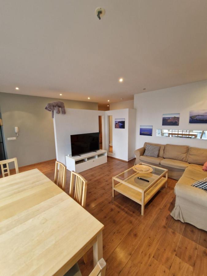 Eyjasol Apartments Reykjavik Bagian luar foto